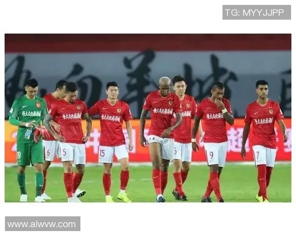 广州羽毛球队以54分稳居杯赛积分榜首位展现强劲实力