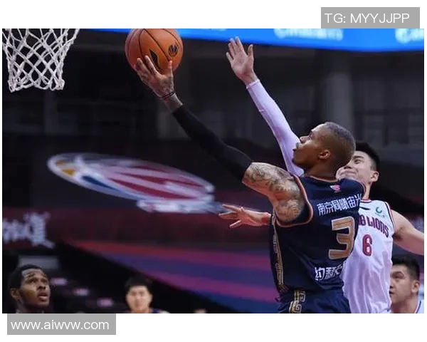 广州篮球队与南京篮球队赛后分析:力量对决的精彩瞬间与战术解析 广州篮球队与南京篮球队赛后分析:力量对决的精彩瞬间与战术解析